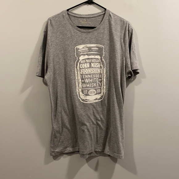Banana Republic Graphic Tee